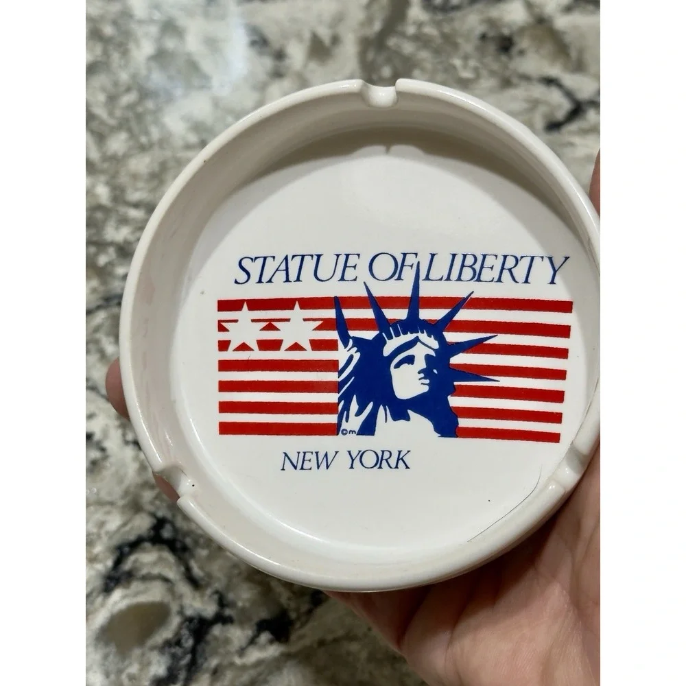 Vintage Statue Of Liberty New York Ashtray 4